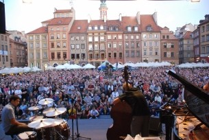 Bilety na XIX Międzynarodowy Plenerowy "Festiwal Jazz Na Starówce" - Hiromi Trio Project