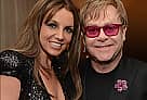 Elton John i Britney Spears w teledysku do przeboju „Hold Me Closer”