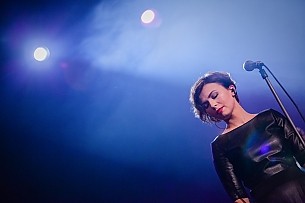 Bilety na koncert Kami - Koncert Kami czyli Kamili Abrahamowicz, łączący brzmienia popu, jazzu, soulu i folku w Toruniu - 26-02-2016
